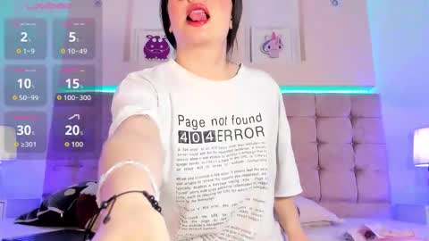 Dorothy Lane online show from September 18, 11:31 am