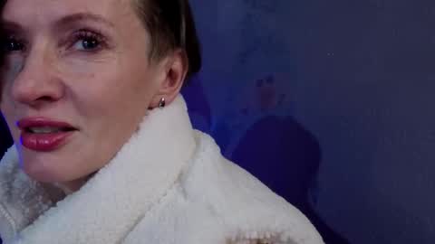 Dorothy Next stream on Monday at 3am-9am online show from November 11, 11:40 am