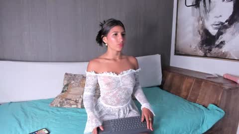 Lissa  Or DRACARYSS your dragon Queen  online show from February 1, 10:15 am