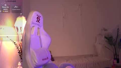 Lisbeth Salander online show from November 2, 6:39 am