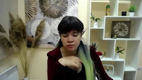 Snapshot of dream_caster_ chatting on October 7, 7:02 am dream caster  online show from October 7, 7:02 am