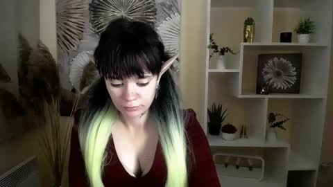 Snapshot of dream_caster_ chatting on October 8, 10:19 am dream caster  online show from October 8, 10:19 am