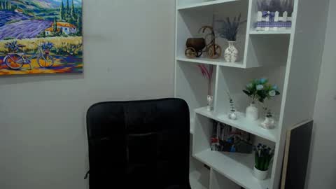 Snapshot of dream_caster_ chatting on October 24, 7:04 am dream caster  online show from October 24, 7:04 am