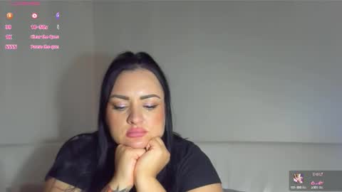 Snapshot of dreamyhousewife1 chatting on October 16, 6:21 pm dreamyhousewife1 online show from October 16, 6:21 pm