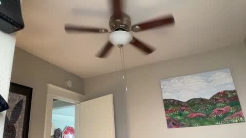 RIRI OR DREAMY online show from December 17, 9:16 pm