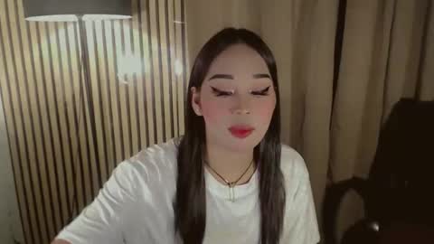 Dreyana online show from November 20, 1:01 pm