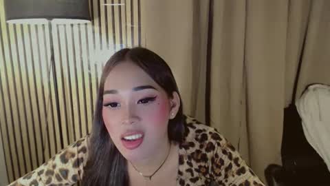 Dreyana online show from November 27, 6:11 pm