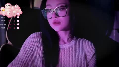 Snapshot of drillhouse_ chatting on September 30, 1:55 am Tara  online show from September 30, 1:55 am