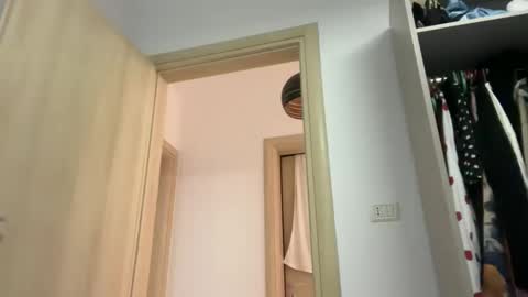 Dr. Resa online show from October 17, 4:32 pm