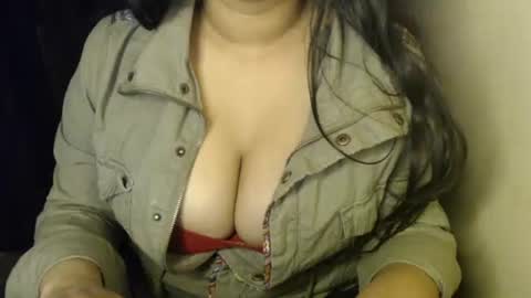 Dua online show from January 15, 9:10 pm