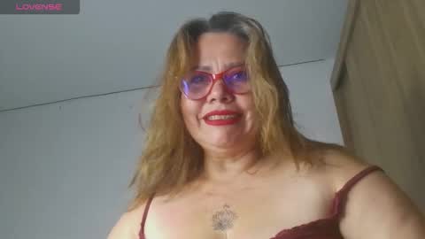 Im Dulce online show from March 14, 1:06 am