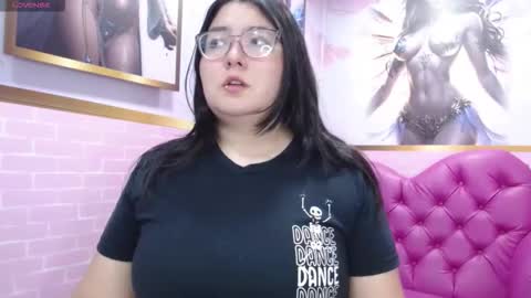 Snapshot of dulce_meow chatting on September 9, 11:43 am Dulce online show from September 9, 11:43 am