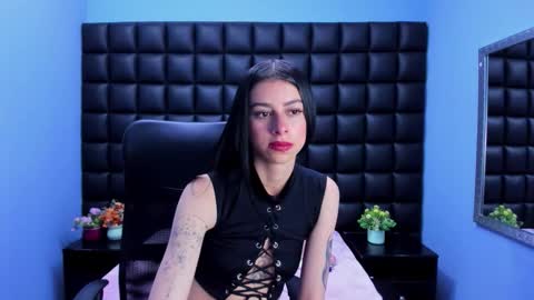 dulce_miiaa online show from March 7, 5:42 pm