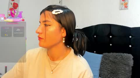 Dulce Sofia online show from November 22, 6:54 pm