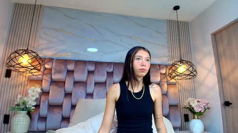 Dulce online show from February 24, 1:32 pm