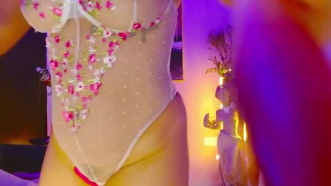 dulcepicante_1 online show from May 20, 8:55 am