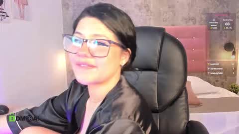 Snapshot of dulcerose01 chatting on September 20, 2:21 am Dulce Rose online show from September 20, 2:21 am