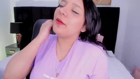 Dulce online show from March 15, 7:49 pm