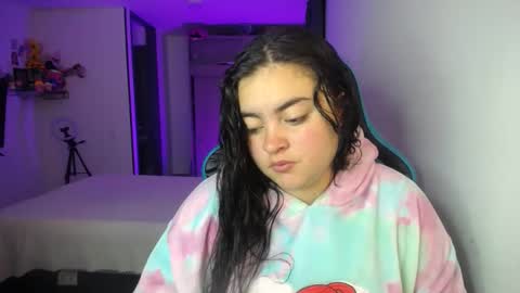 Snapshot of dumont_model chatting on September 23, 6:44 am Nicole   online show from September 23, 6:44 am