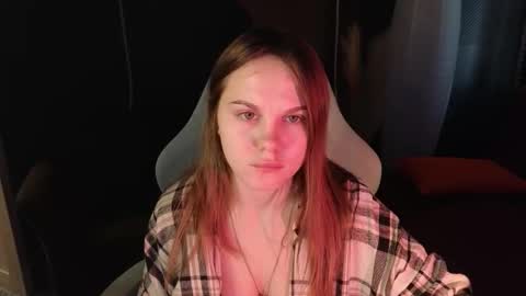 Snapshot of dyna_bae chatting on October 13, 1:41 am Dyna online show from October 13, 1:41 am