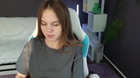 Snapshot of dyna_bae chatting on September 11, 2:12 am Dyna online show from September 11, 2:12 am