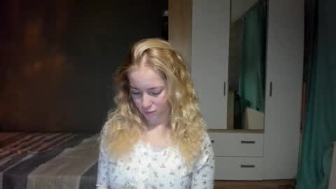 fansly - yourbestbaby online show from January 7, 3:54 am