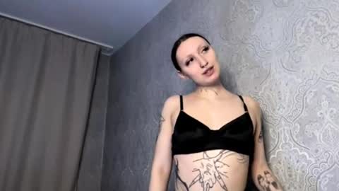 Easter online show from December 17, 5:28 pm