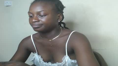 eatuupx online show from January 19, 6:00 pm