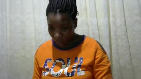 ebony_candy1998 online show from April 7, 7:05 pm