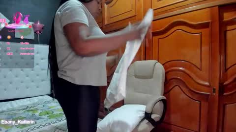 ebony_katterin online show from March 17, 11:47 am