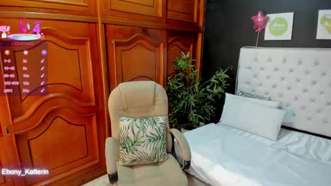 ebony_katterin online show from February 19, 11:54 am