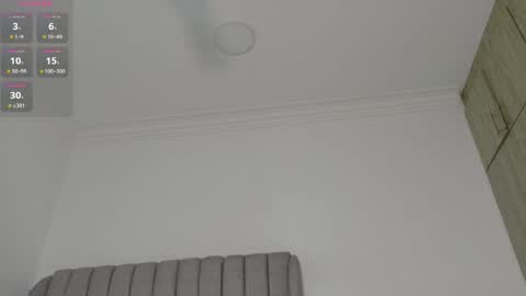 ebony_pearl69 online show from June 2, 5:41 am