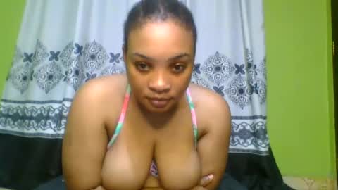EBONY CHARM online show from July 26, 8:05 pm