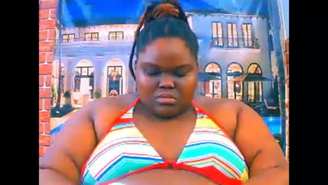 ebonyhotbuns4u2luv online show from April 13, 5:20 am