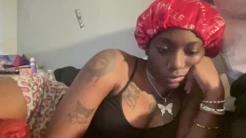 Snapshot of ebonyprincesskaykay chatting on September 23, 2:59 pm EbonyPrincessKayKay online show from September 23, 2:59 pm