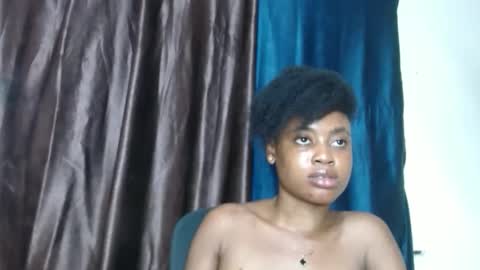 ebonypussy_xx online show from October 15, 1:08 am