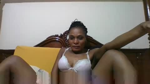 Snapshot of ebonyqueen4 chatting on March 7, 11:40 am JACKLINE online show from March 7, 11:40 am