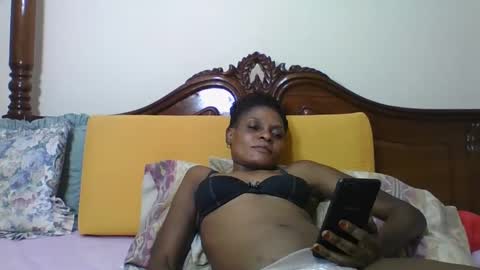 Snapshot of ebonyqueen4 chatting on March 1, 7:04 pm JACKLINE online show from March 1, 7:04 pm