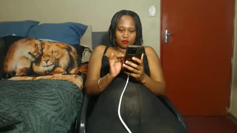 ebonyseductresx online show from April 30, 7:52 pm