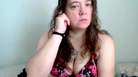 Weird Echo online show from May 31, 11:38 am