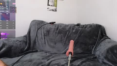 Victoria online show from December 30, 1:26 am