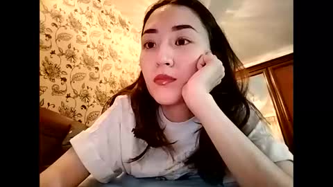 Effy online show from October 3, 2:33 pm