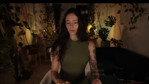Effy online show from May 20, 1:57 am
