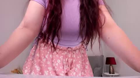 effyrain online show from May 31, 4:35 pm