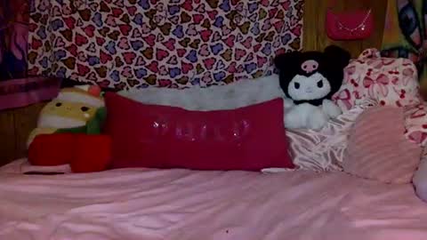 Snapshot of egirlhaile chatting on March 3, 2:44 am Sparkly Haile online show from March 3, 2:44 am