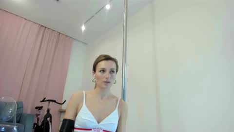 Snapshot of egome777 chatting on December 6, 12:38 pm egome777 online show from December 6, 12:38 pm