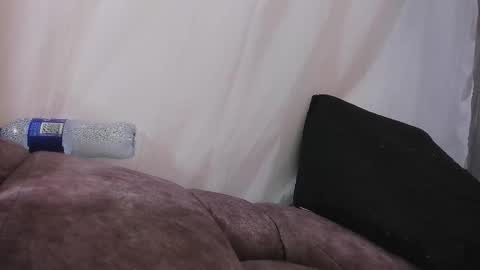 Snapshot of eiliyn_01 chatting on October 20, 12:35 am Eilyn online show from October 20, 12:35 am