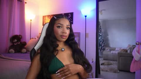 eimi   online show from November 9, 4:14 pm