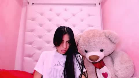 eimy online show from March 10, 1:48 pm