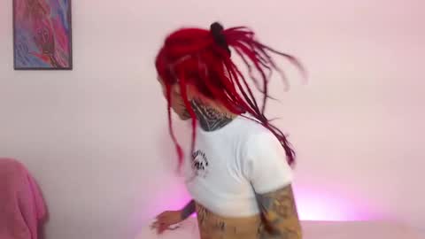 Snapshot of eimytatto_ chatting on January 27, 11:00 pm Carla online show from January 27, 11:00 pm